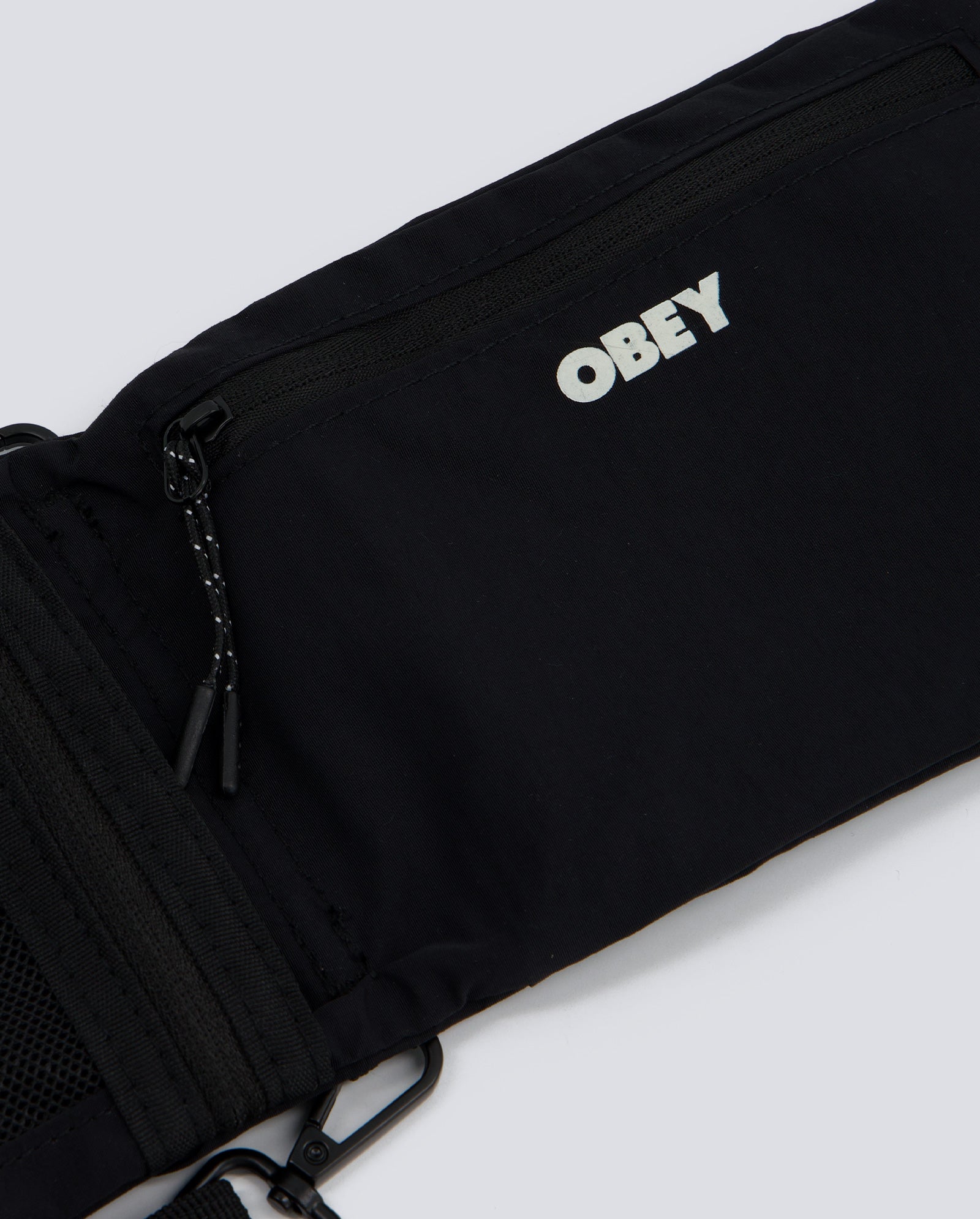 Bolso Obey Compact Traveler Negro Unisex