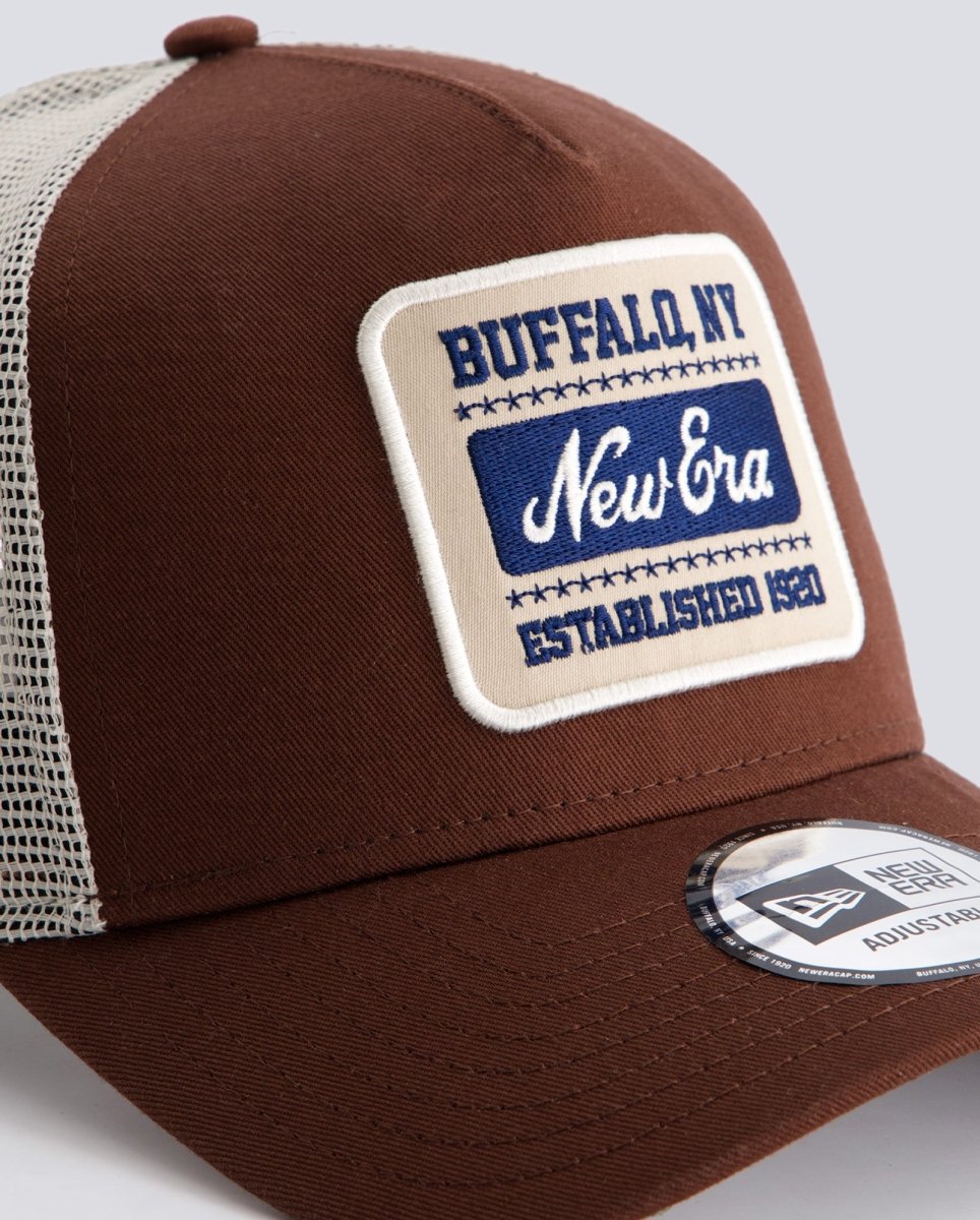 Gorra New Era Patch 9FORTY Trucker Marrón Unisex
