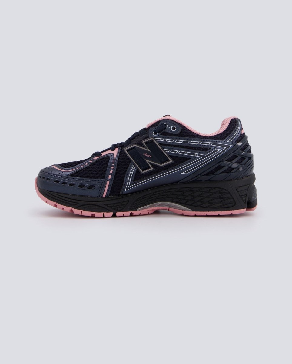 New Balance 1906R Negro y Rosa Mujer