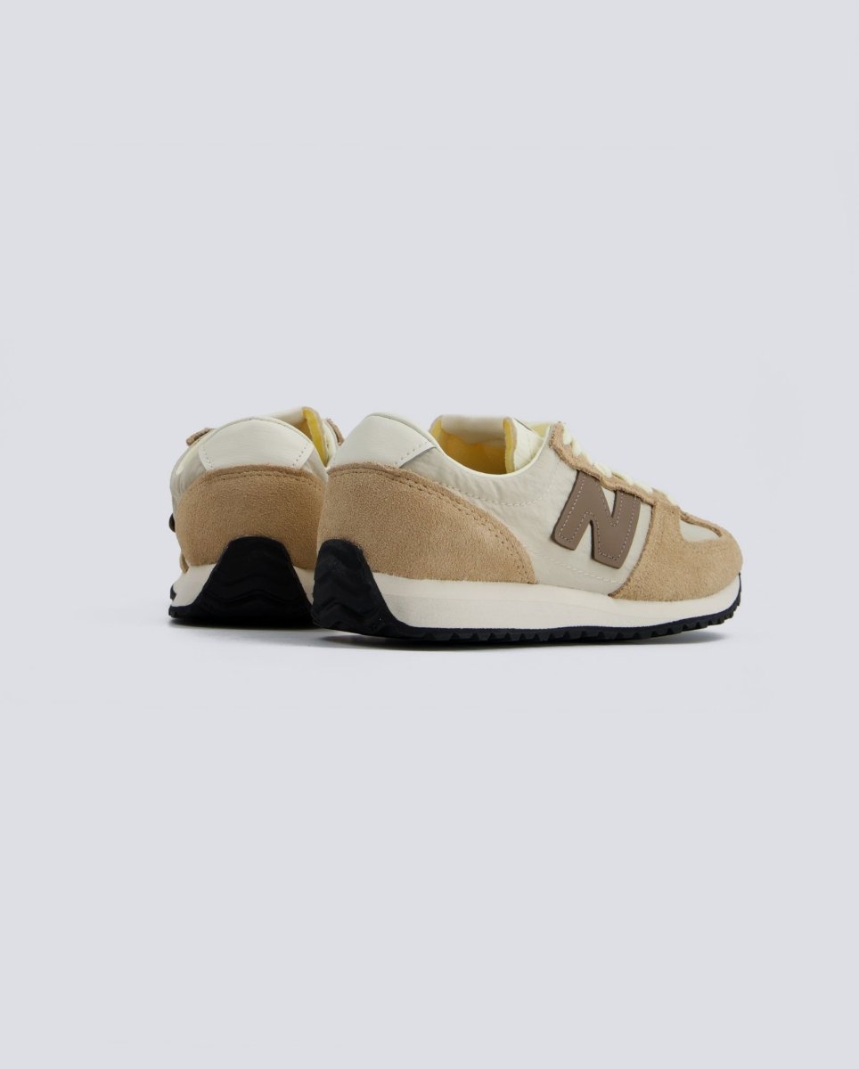 New Balance U471AI Beige Mujer