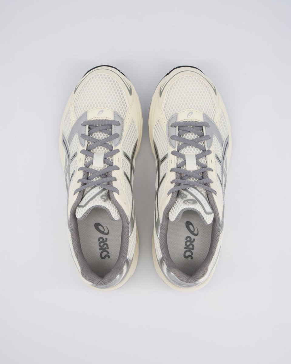 Asics Gel 1130 Beige y Plata Mujer