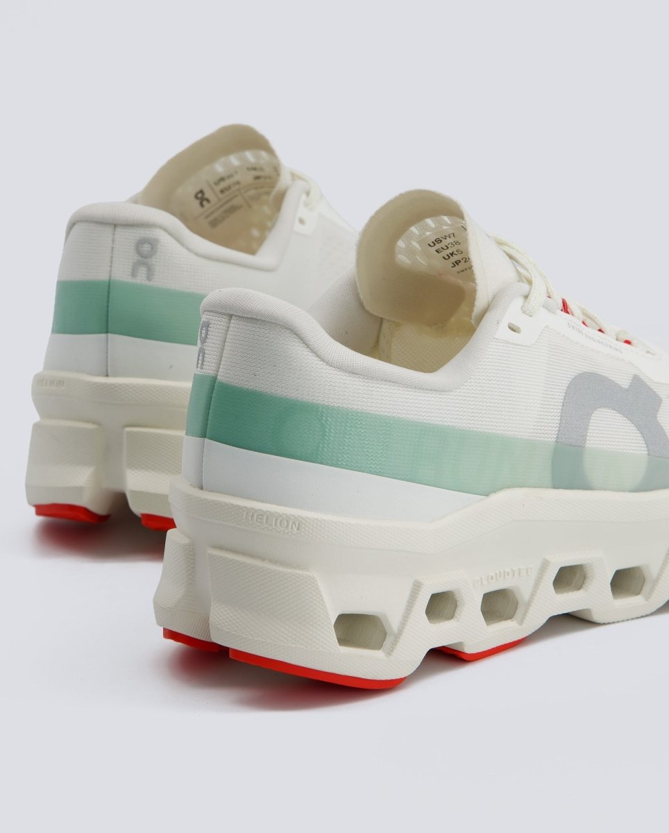 On Cloudmonster 1 Beige Mujer