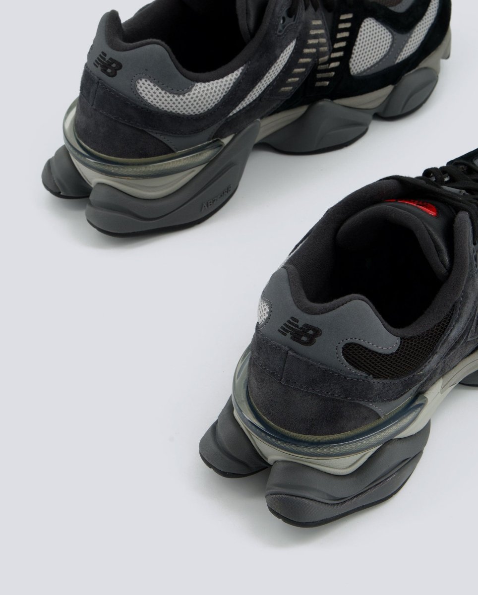 New Balance 9060 Castlerock Negro Hombre