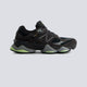New Balance 9060 Negro y Verde Hombre