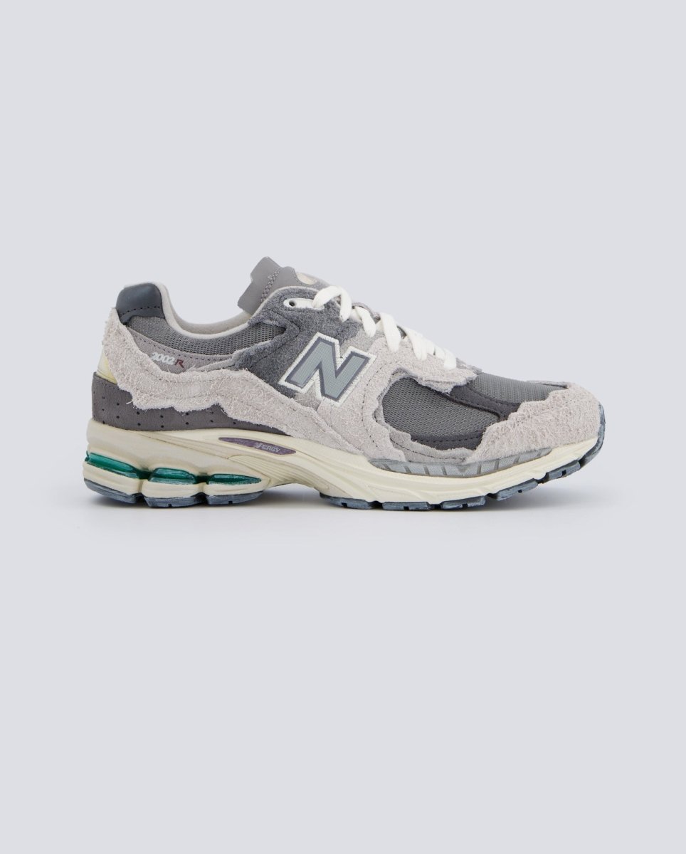 New Balance 2002R Protection Pack Gris Mujer