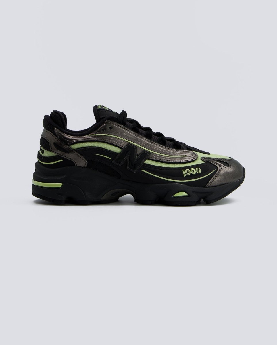 New Balance 10008 Negro y Verde Hombre