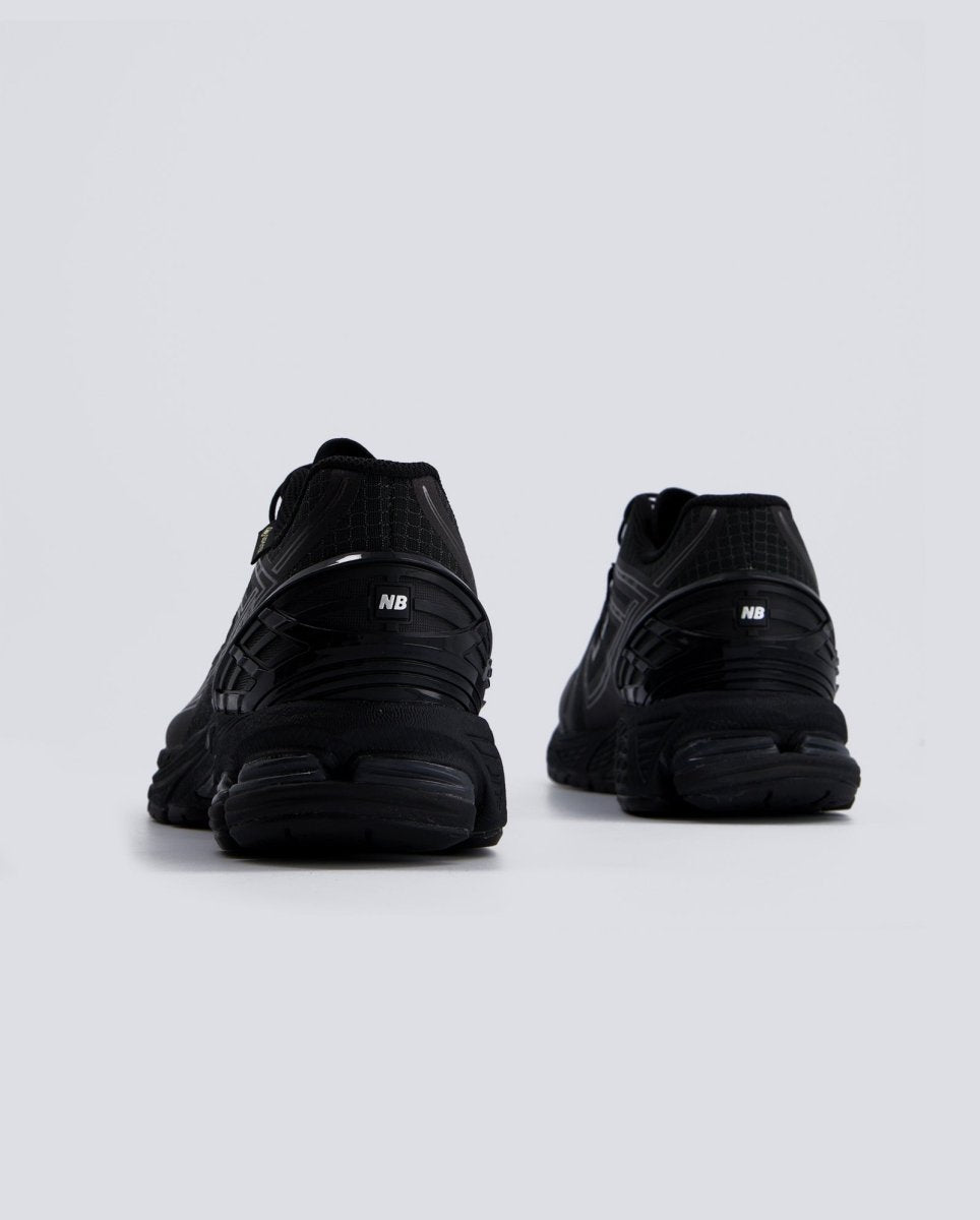 New Balance U1906X Negro Hombre