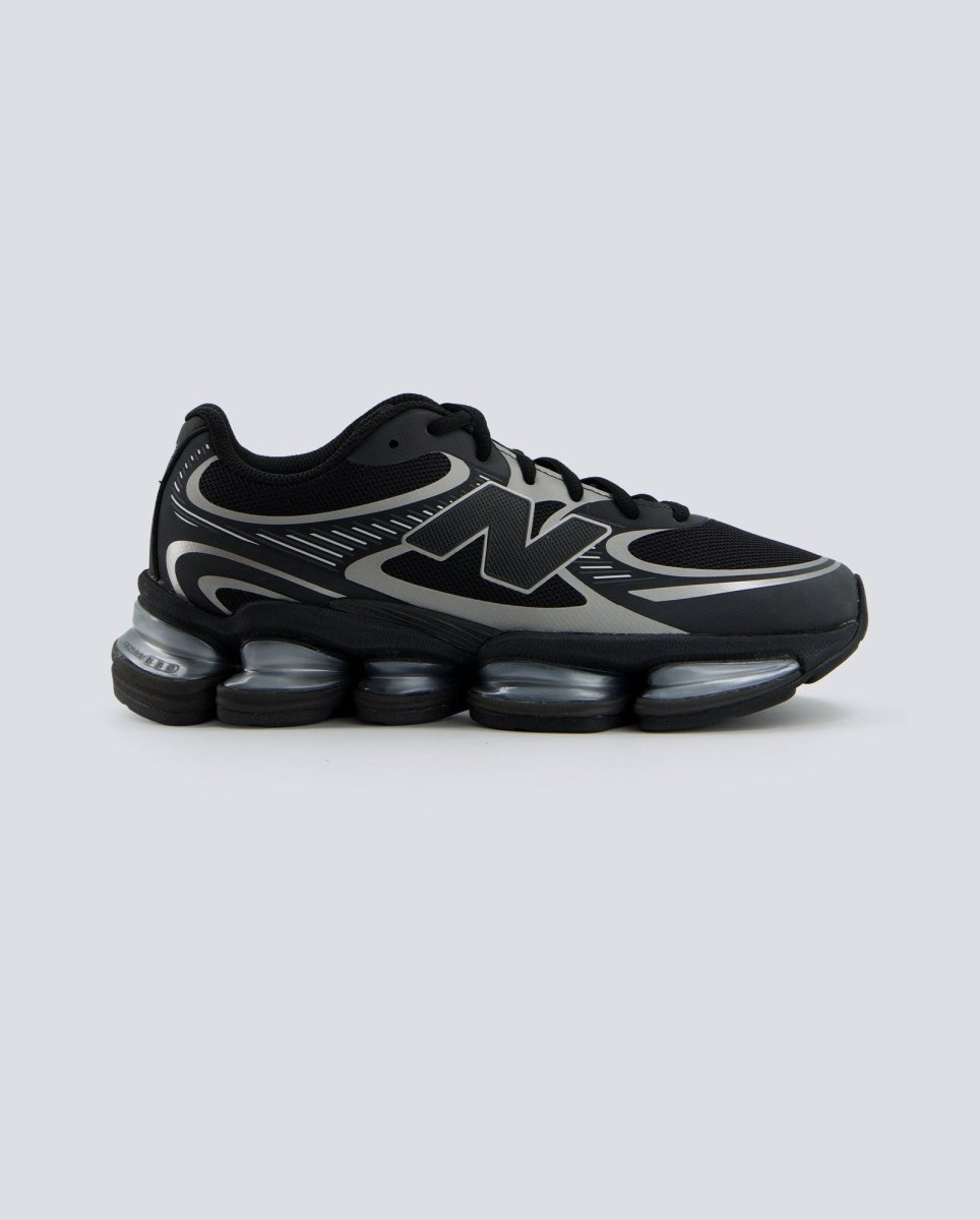 New Balance 2000 Negro Y Plateado Hombre
