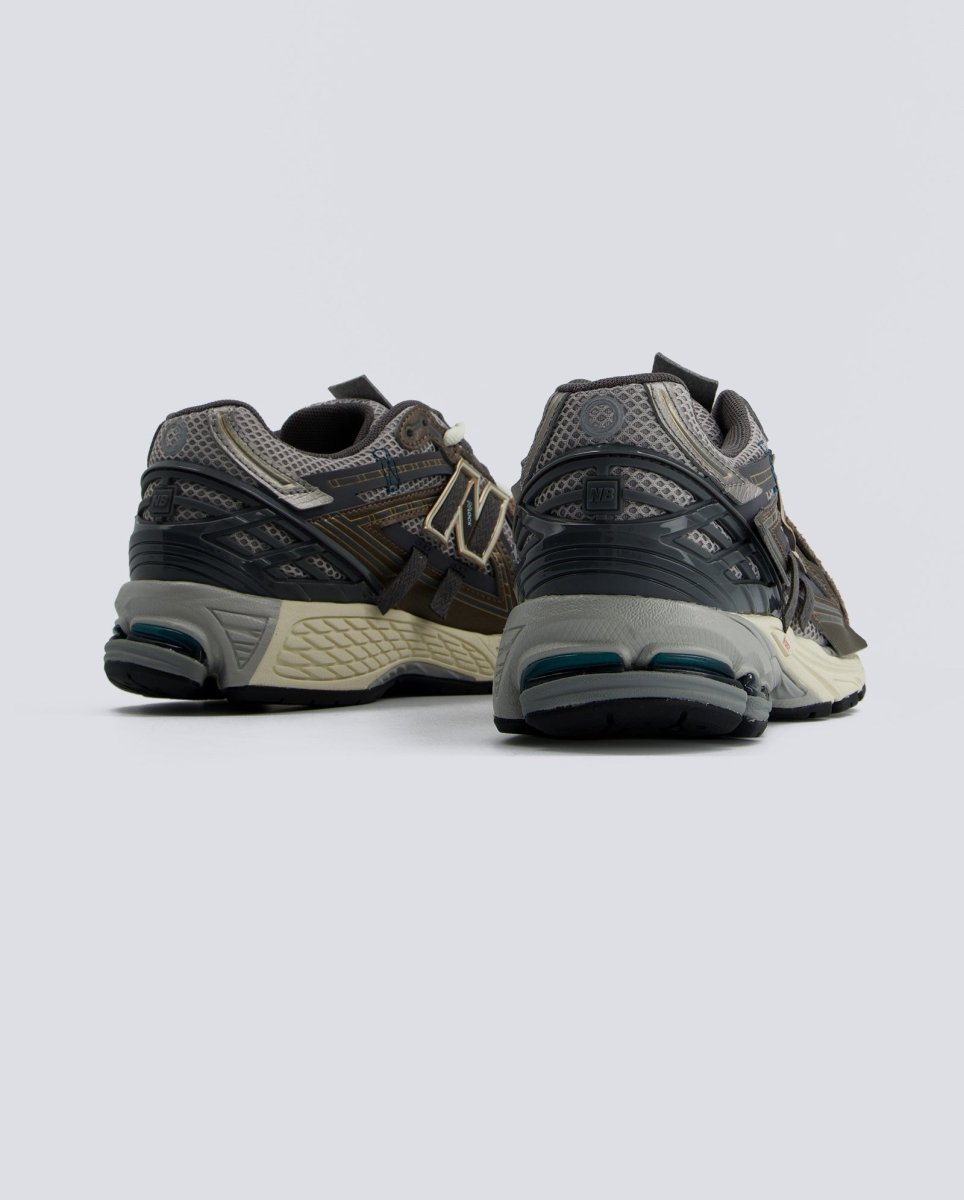 New Balance Marrón Hombre