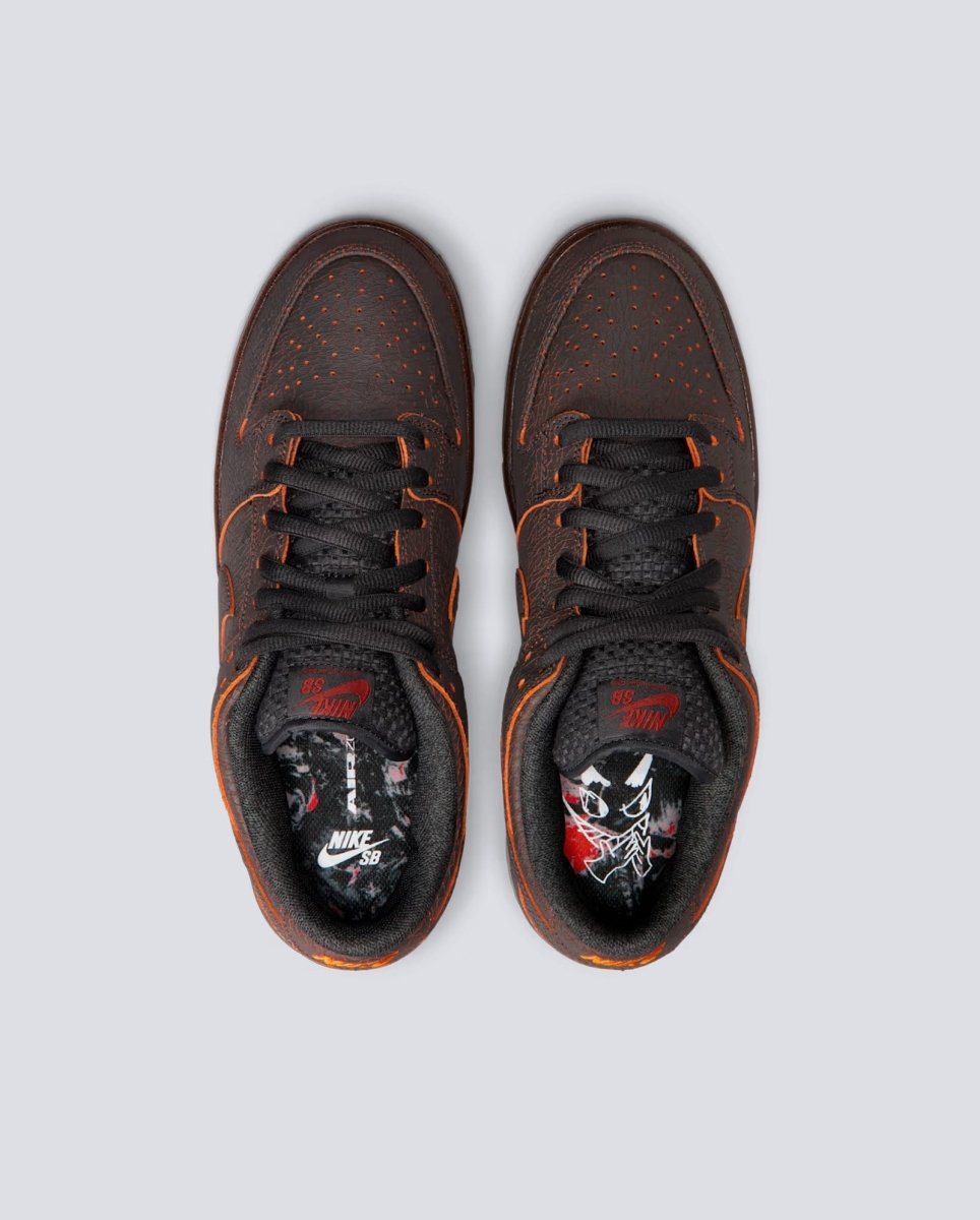 Nike Dunk SB Low Krampus Marrón Hombre