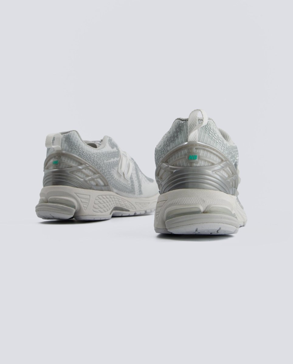 New Balance 1906F Plateado Hombre
