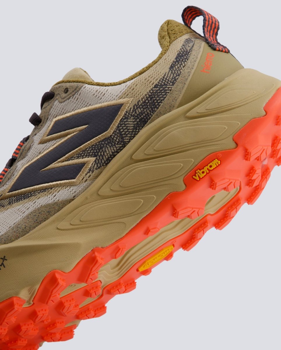 New Balance Fresh Foam X Hierro v9 Beige Hombre