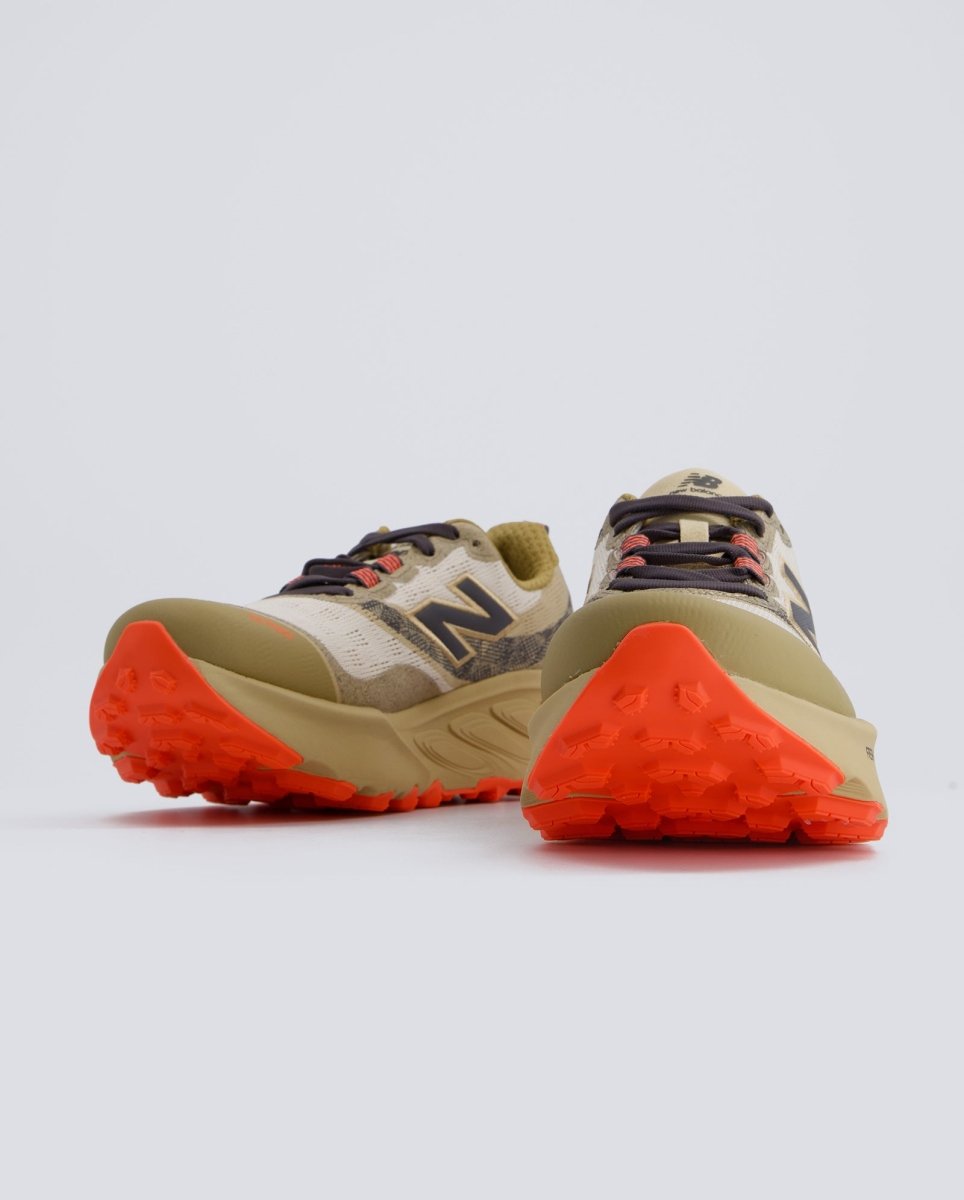 New Balance Fresh Foam X Hierro v9 Beige Hombre