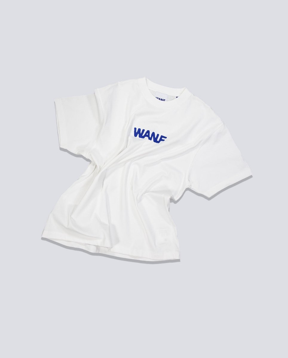 Camiseta We Are Not Friends Season Logo Blanco Unisex