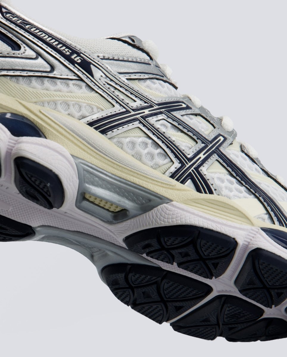 Asics Gel-Cumulus 16 Blanco y Azul Hombre 1203A733-103