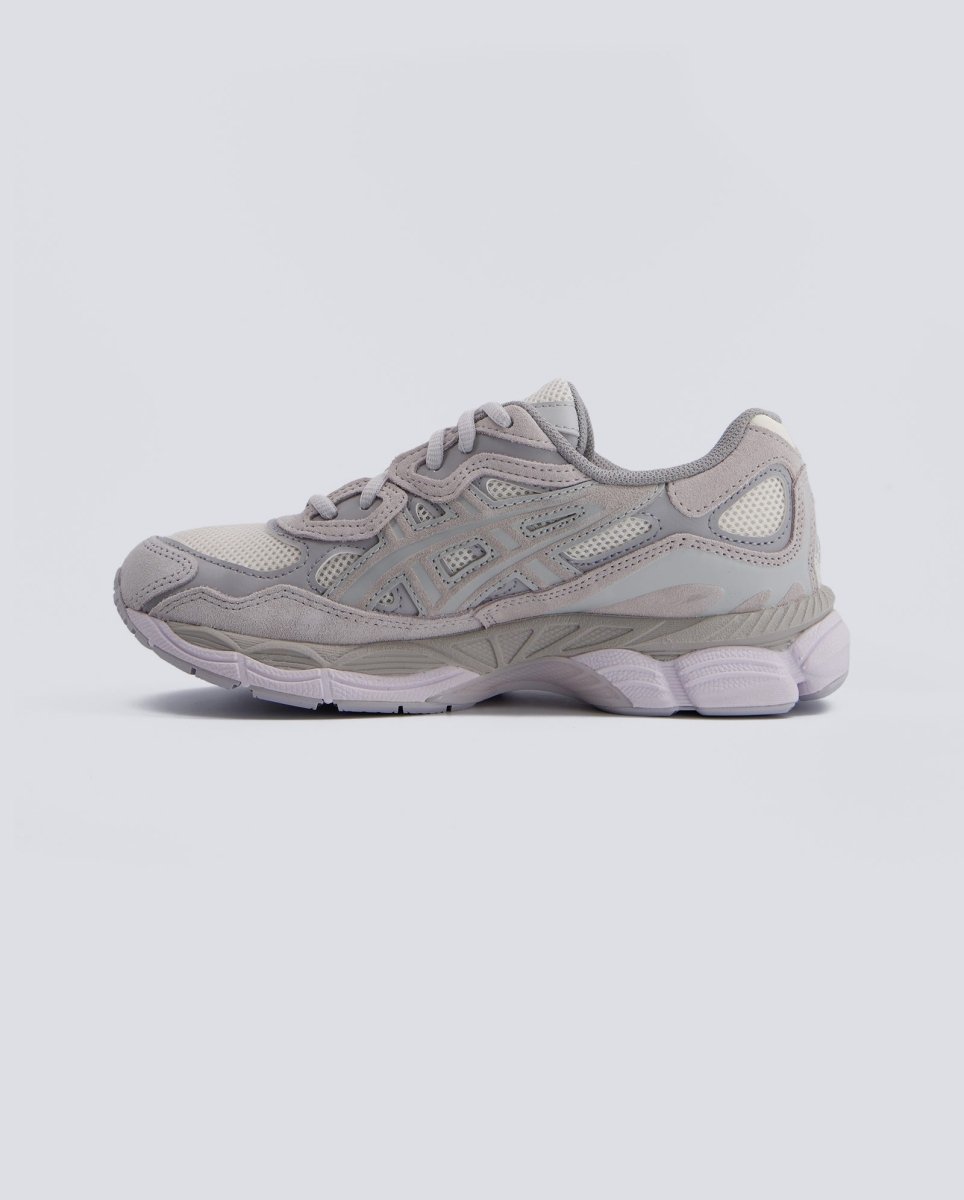 Asics Gel-NYC Beige Y Gris Mujer 1203A663-101 Zapatillas