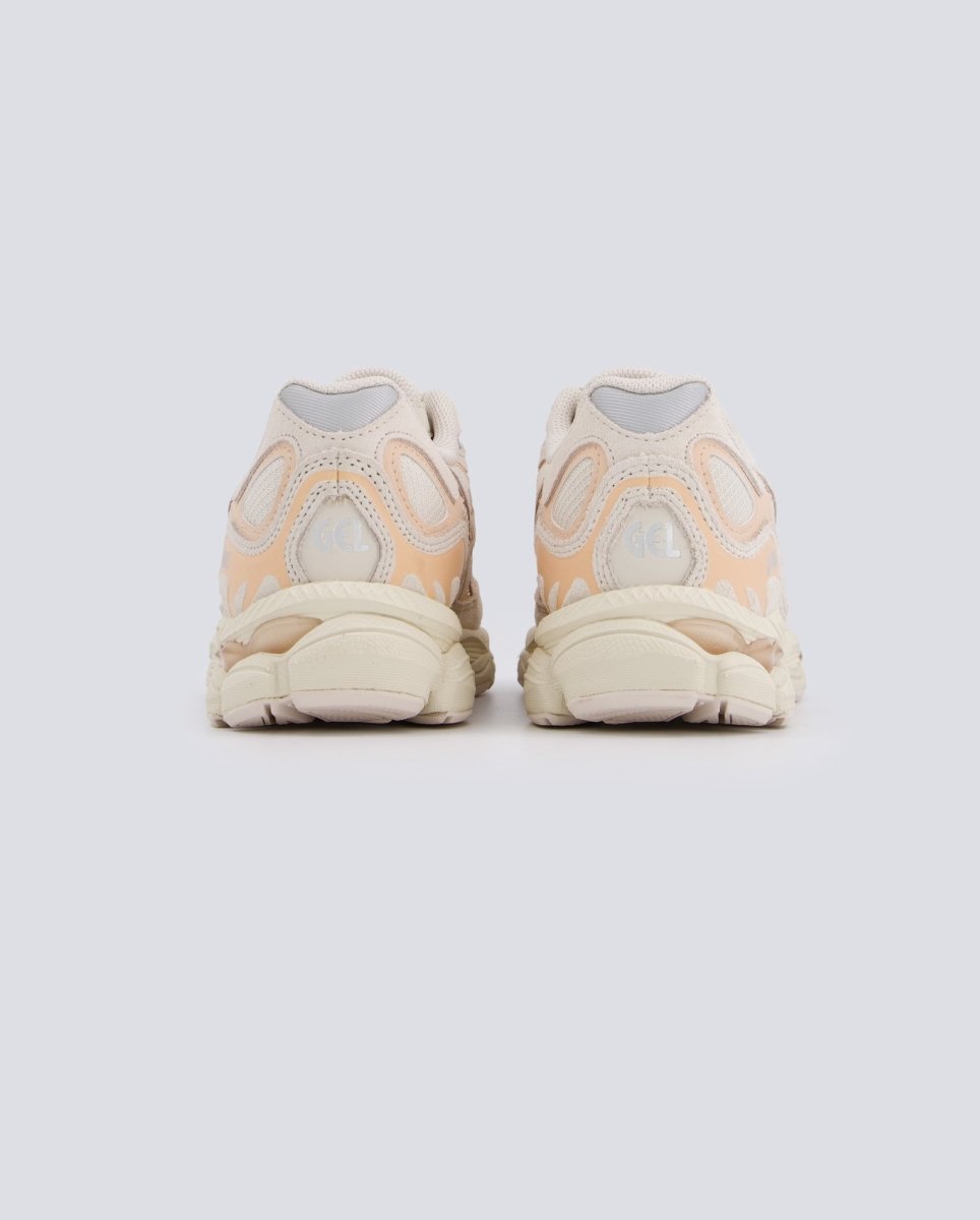 Asics Gel-Nyc Oatmeal Naranja Mujer 1203A739-250 zapatillas
