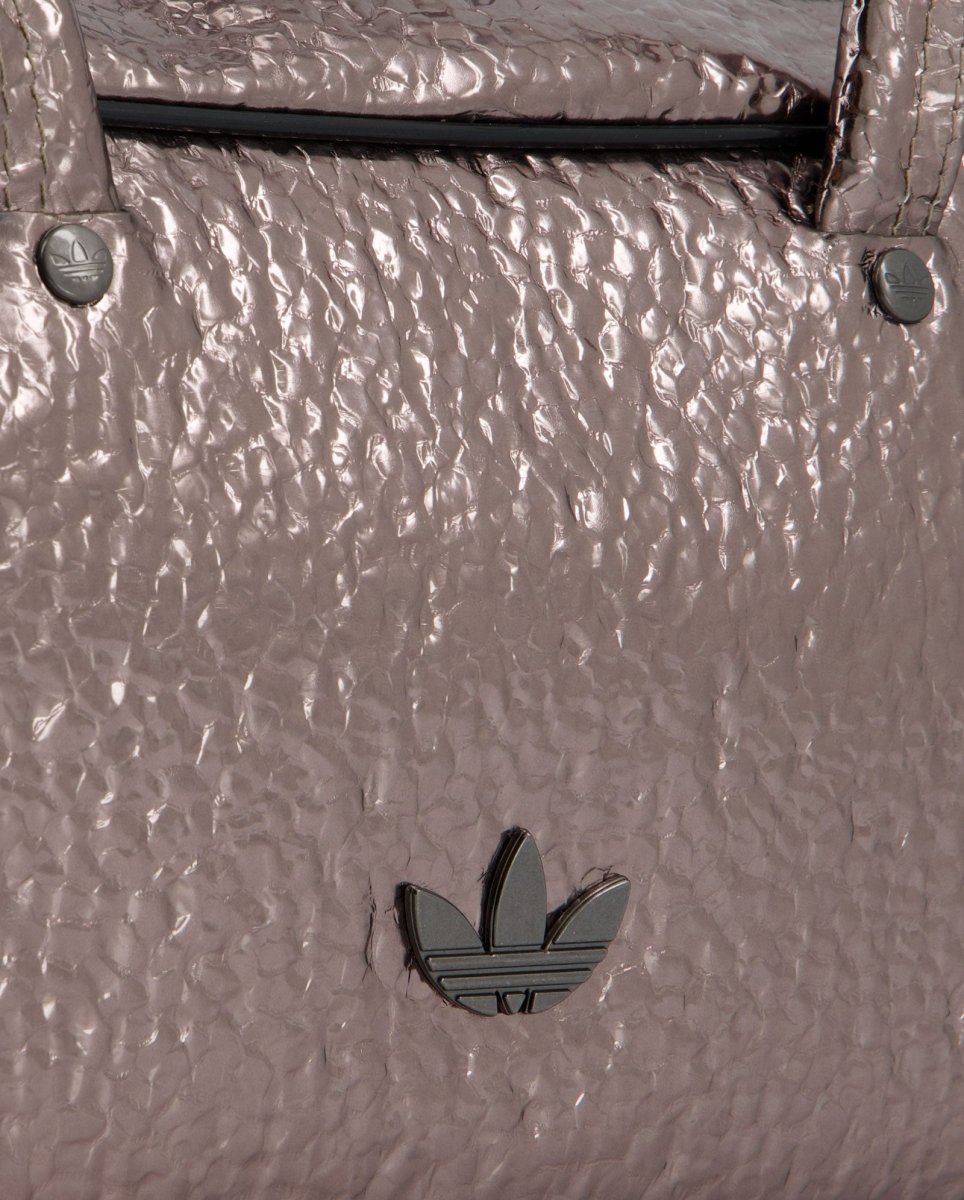 Bolso Adidas metálico Adicolor Elongated Airliner Unisex KD7880