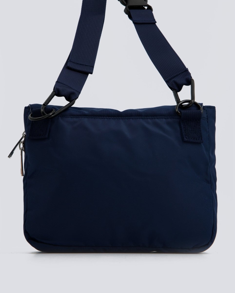 Bolso We Are Not Friends Utility Cross Negro Unisex WANFFW25-19