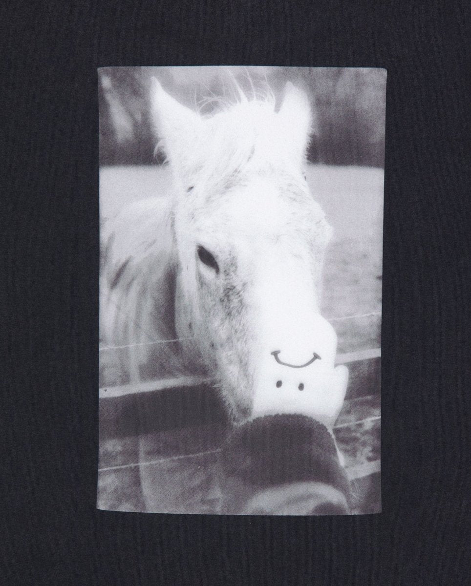 Camiseta Polar Skate Co. Horse Hand Negro Unisex POLARSS25-47