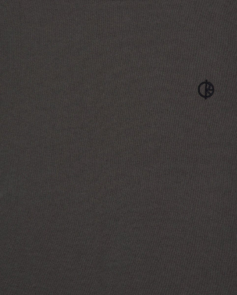 Camiseta Polar Skate Co Ringer Gris Y Negro Unisex POLARFW25-11