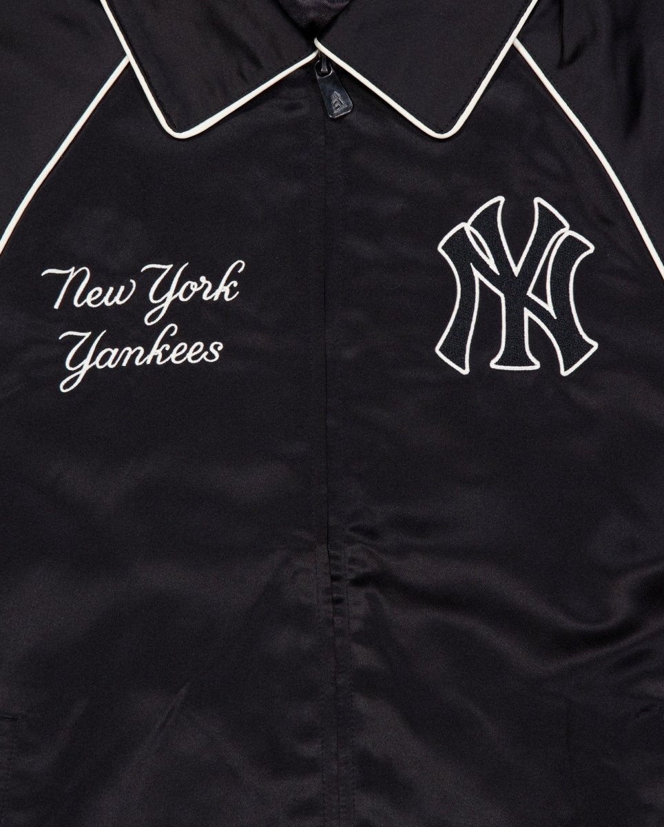Chaqueta New Era MLB New York Yankees Negra Unisex 60684314