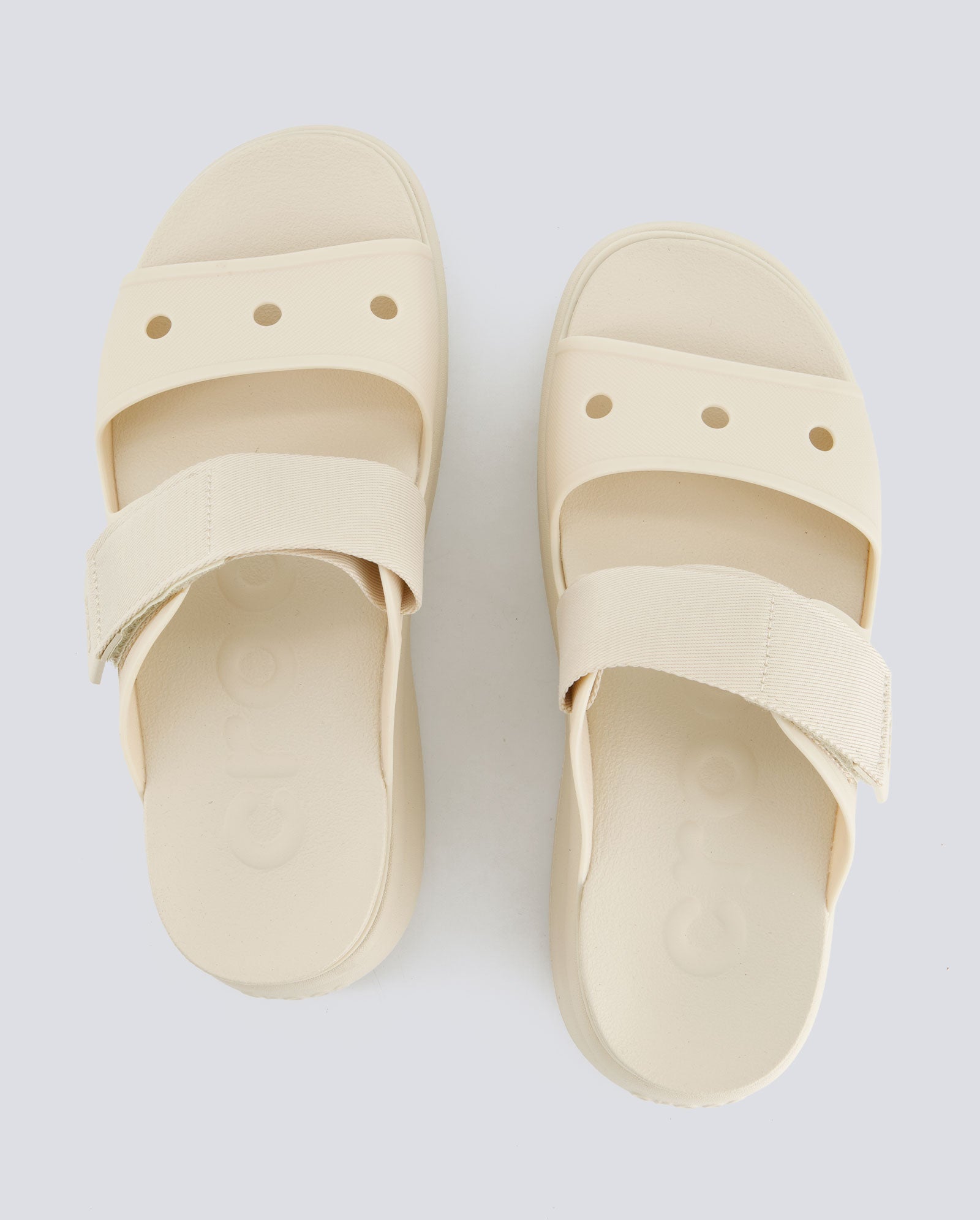 Crocs Soho Two Strap Sandal Beige Mujer 212861-2MC