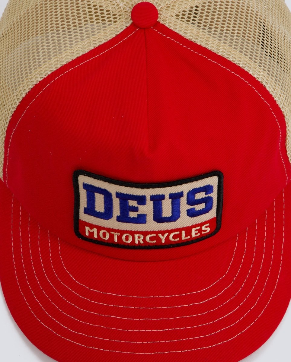 Gorra Deus Malden Trucker Roja Unisex