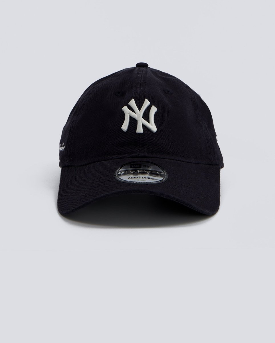 Gorra New Era Washed Script 9Twenty Gris Unisex 60771799