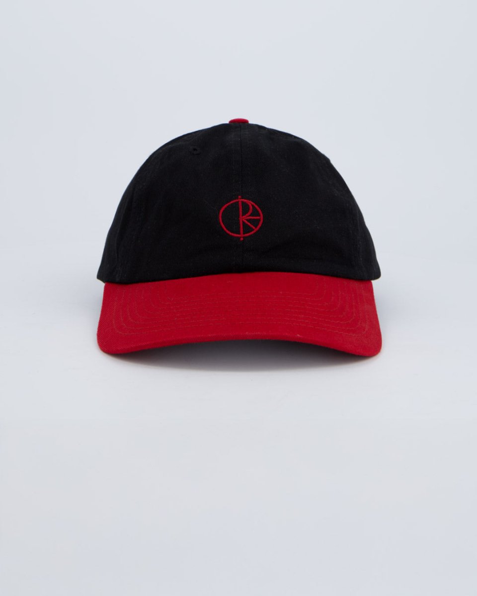 Gorra Polar Skate Co Sai Cap Stroke Negro Y Rojo Unisex POLARSS25-40