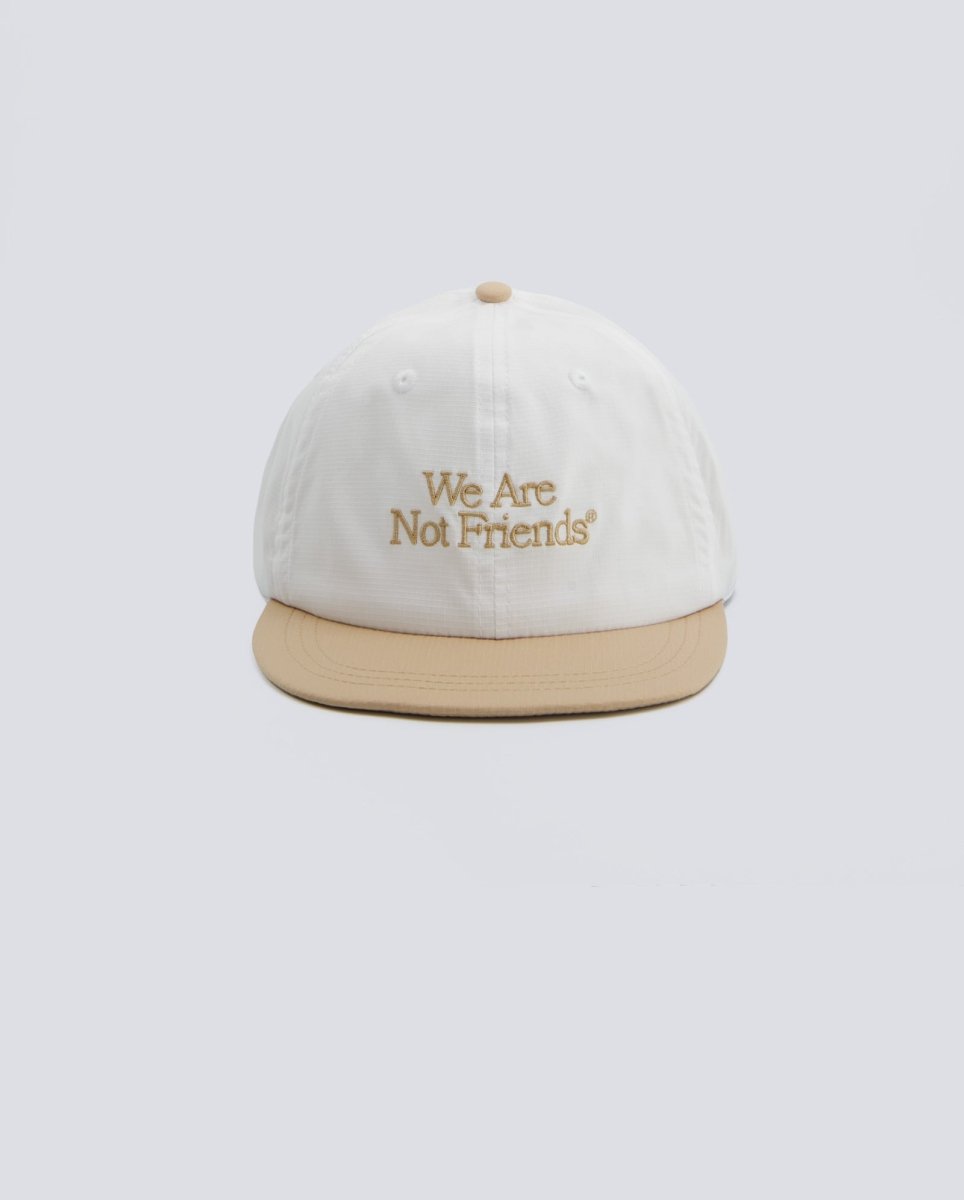 Gorra We Are Not Friends Typo Hombre WANFSS26-19
