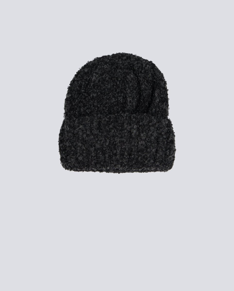 Gorro Polar Skate Co Fluff Beanie Negro Unisex POLARFW25-22