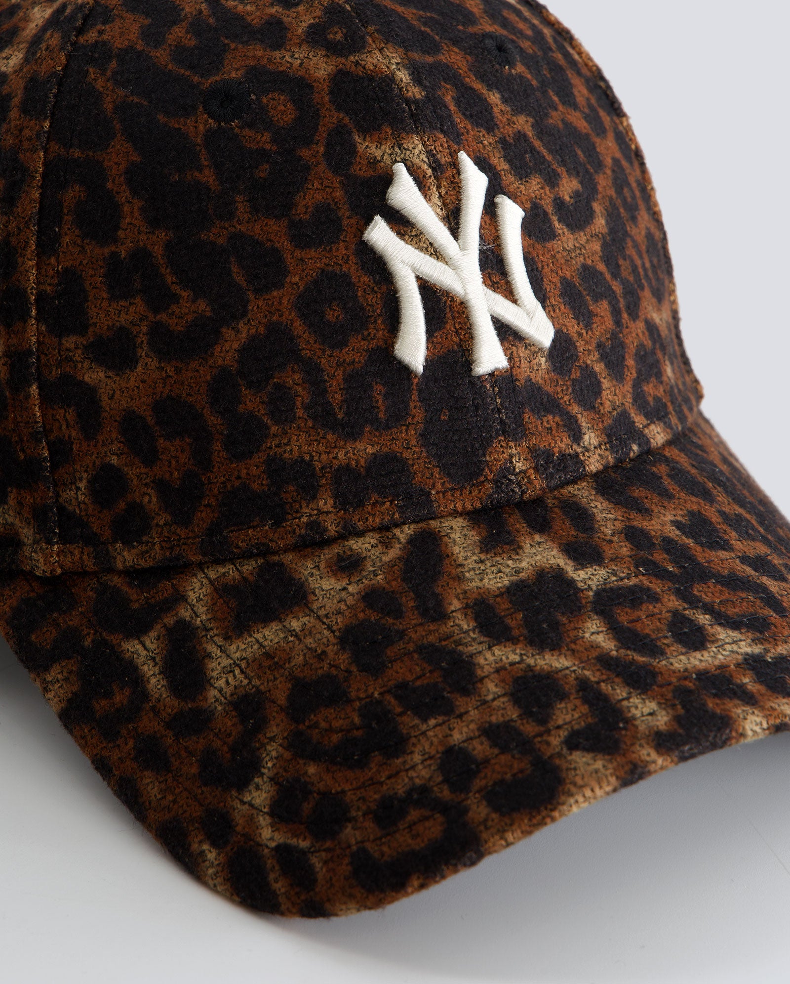 Gorra New ERA Cosy Leopard 9FORTY Marrón Unisex 60915734