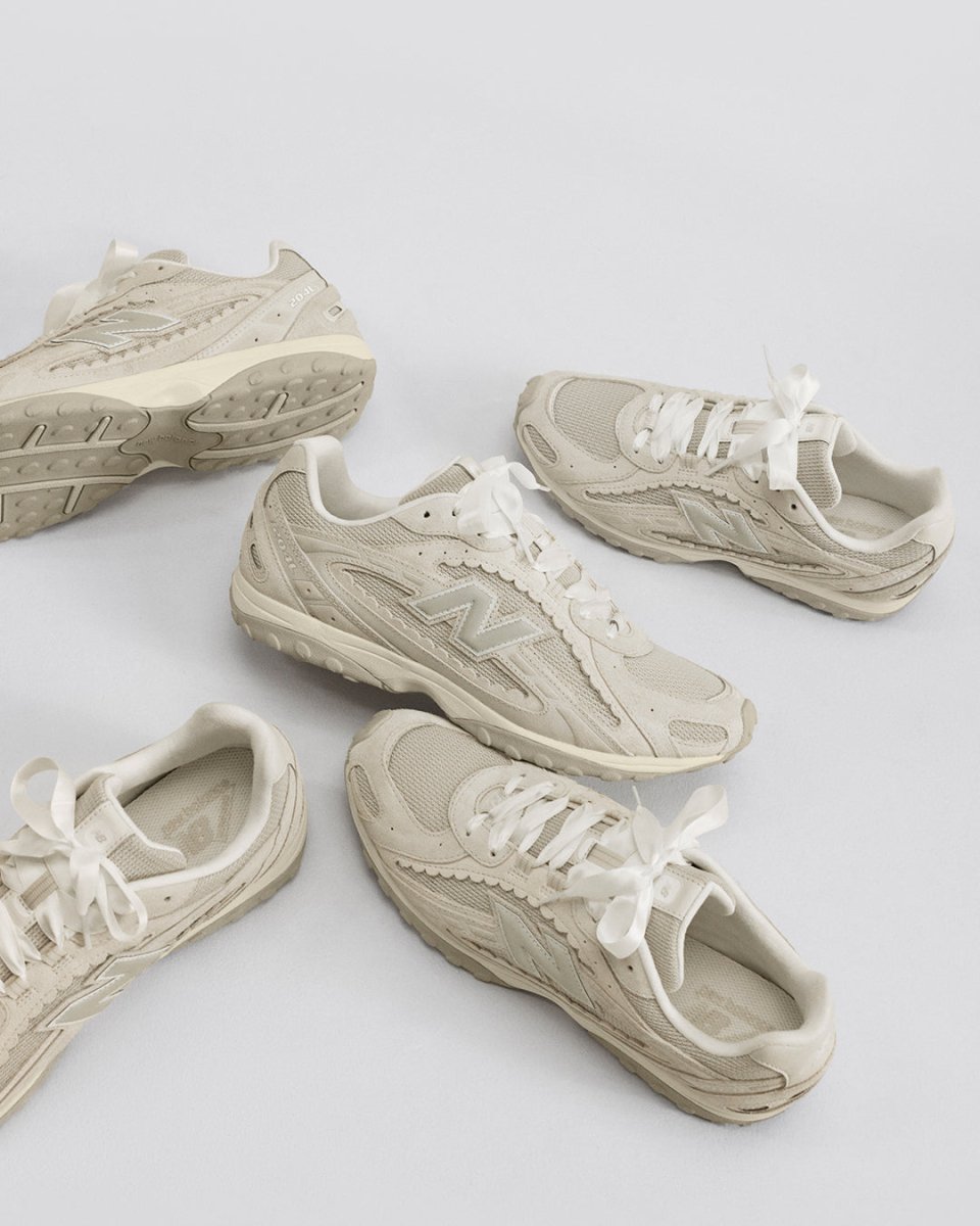 New Balance 204L Beige Mujer