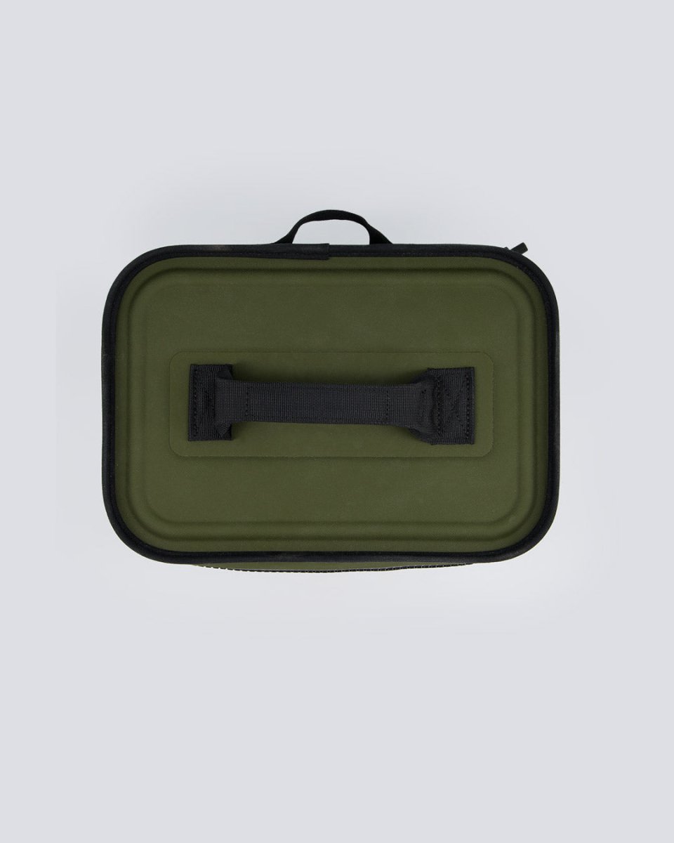 Nevera Yeti Hopper Flip 8 Soft Cooler Verde 70000001966 lifestyle