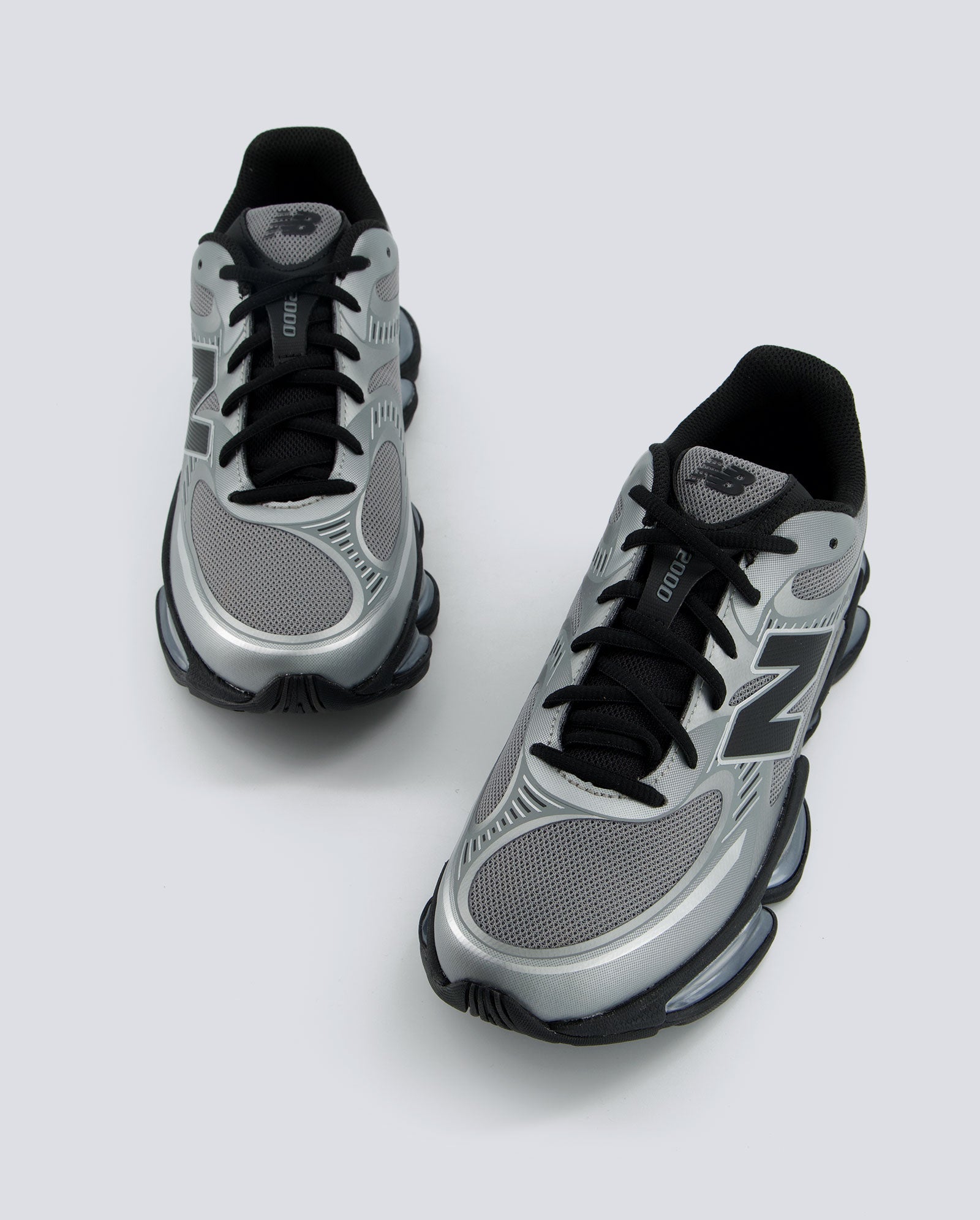New Balance 2000 Gris Plata Unisex U20006OU