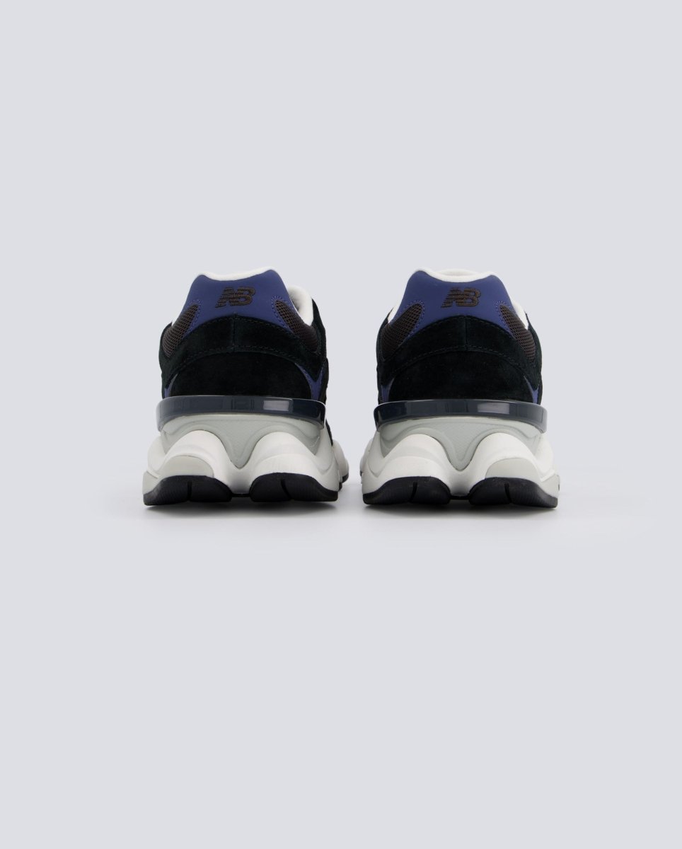 New Balance 9060 Azul Marino Hombre