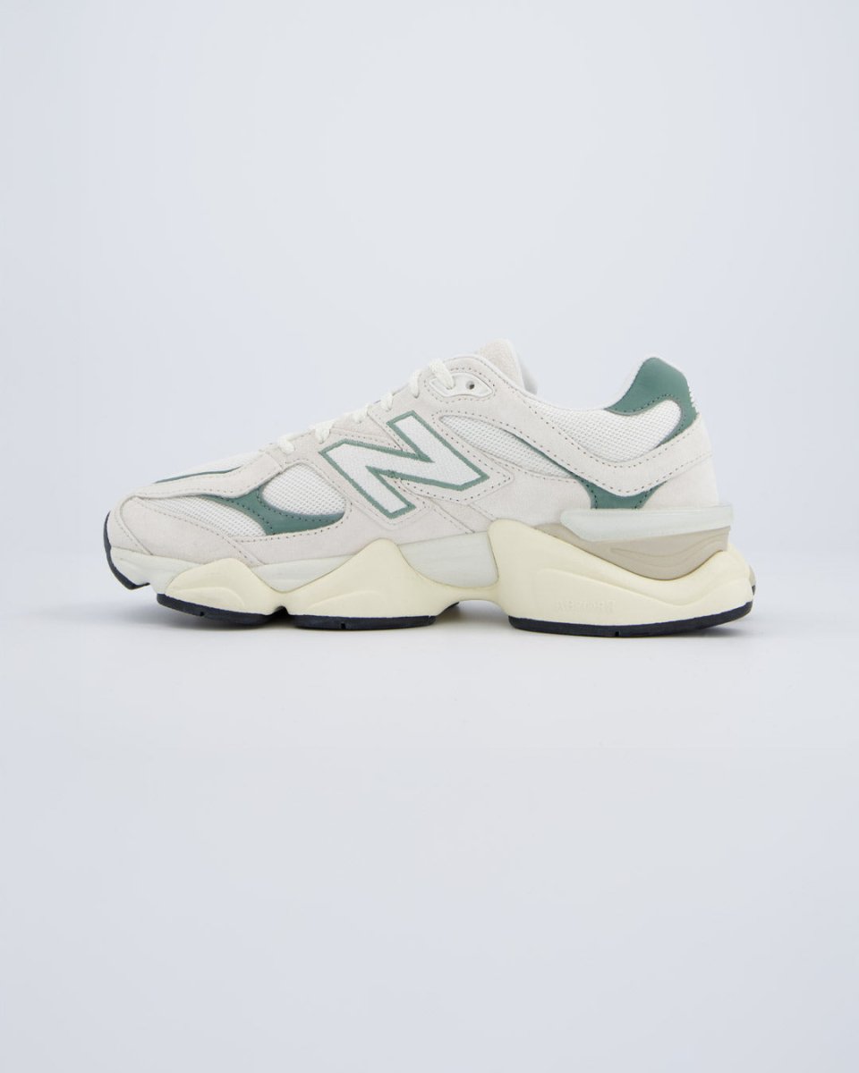 New Balance 9060 Crema Y Verde Hombre U9060EEI Zapatillas