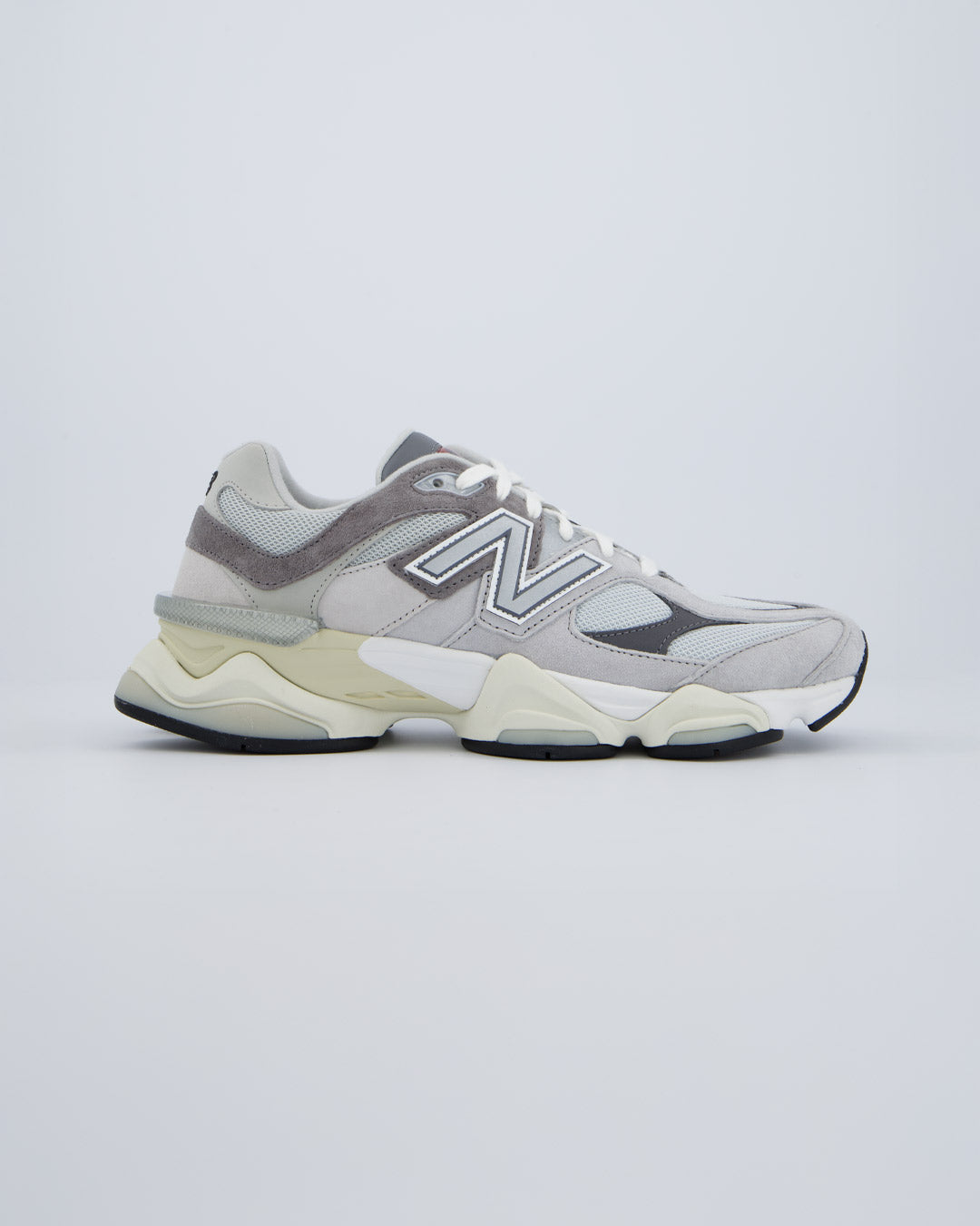 New Balance 9060 Gris Y Blanco Hombre Zapatillas