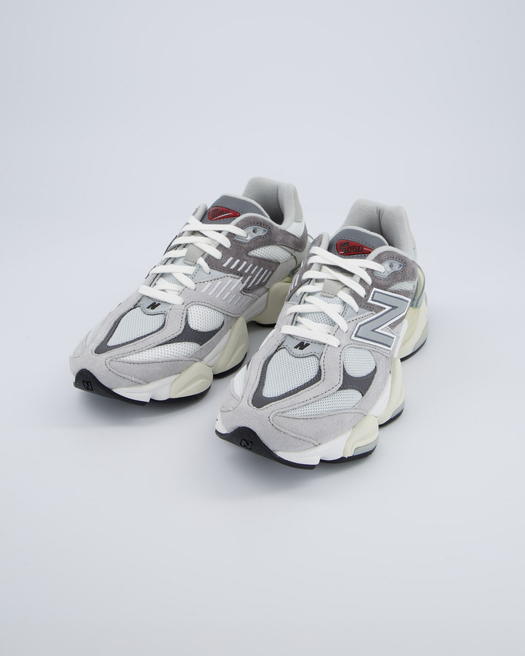 New Balance 9060 Gris Y Blanco Hombre Zapatillas