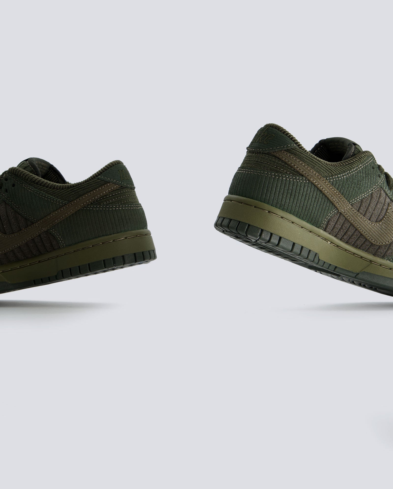 Nike Dunk Low Retro Premium Verde Hombre IB7746-300