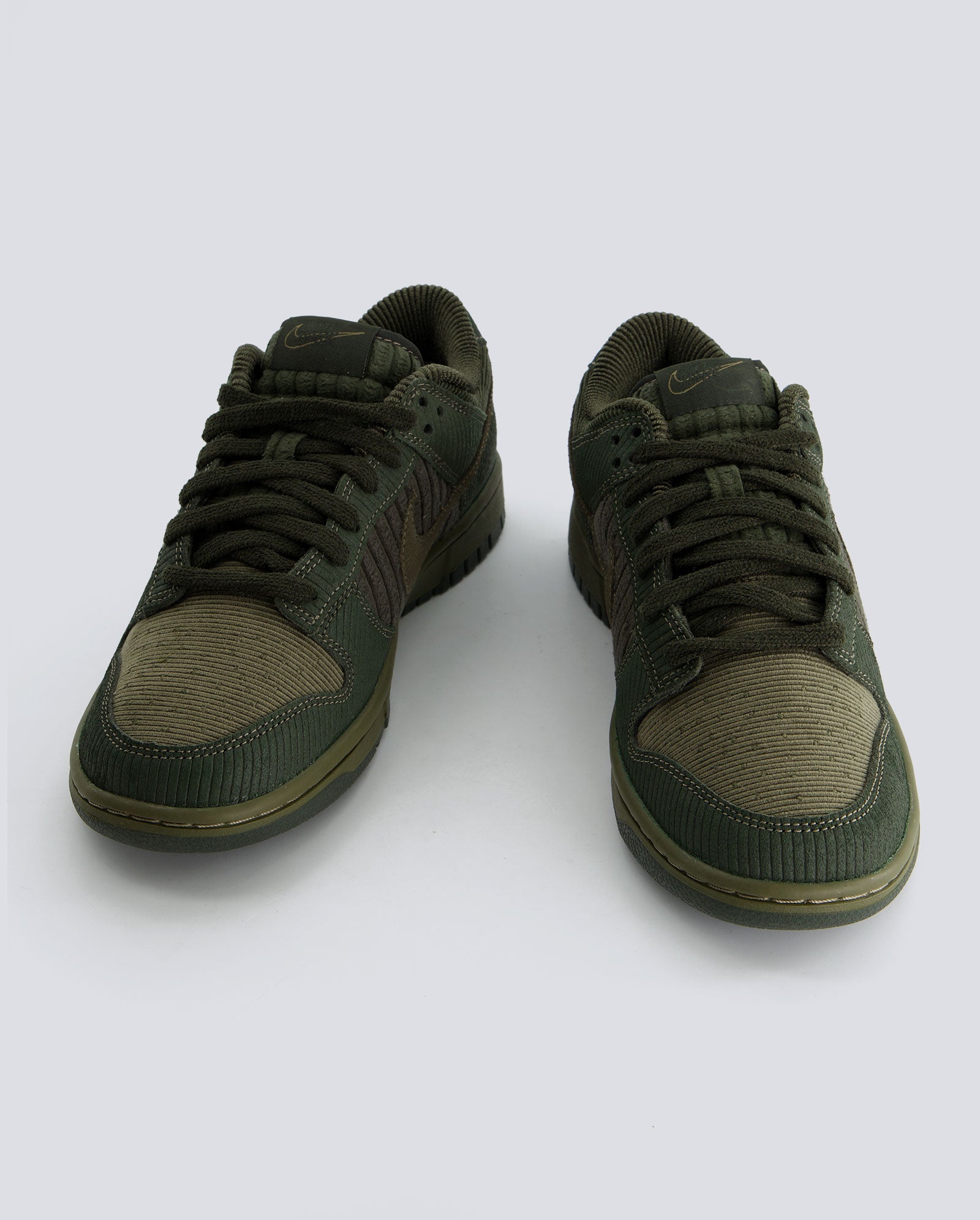Nike Dunk Low Retro Premium Verde Hombre IB7746-300