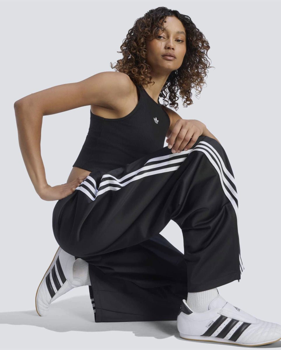 Pantalón Adidas Firebird Barrel Negro Mujer LF1057