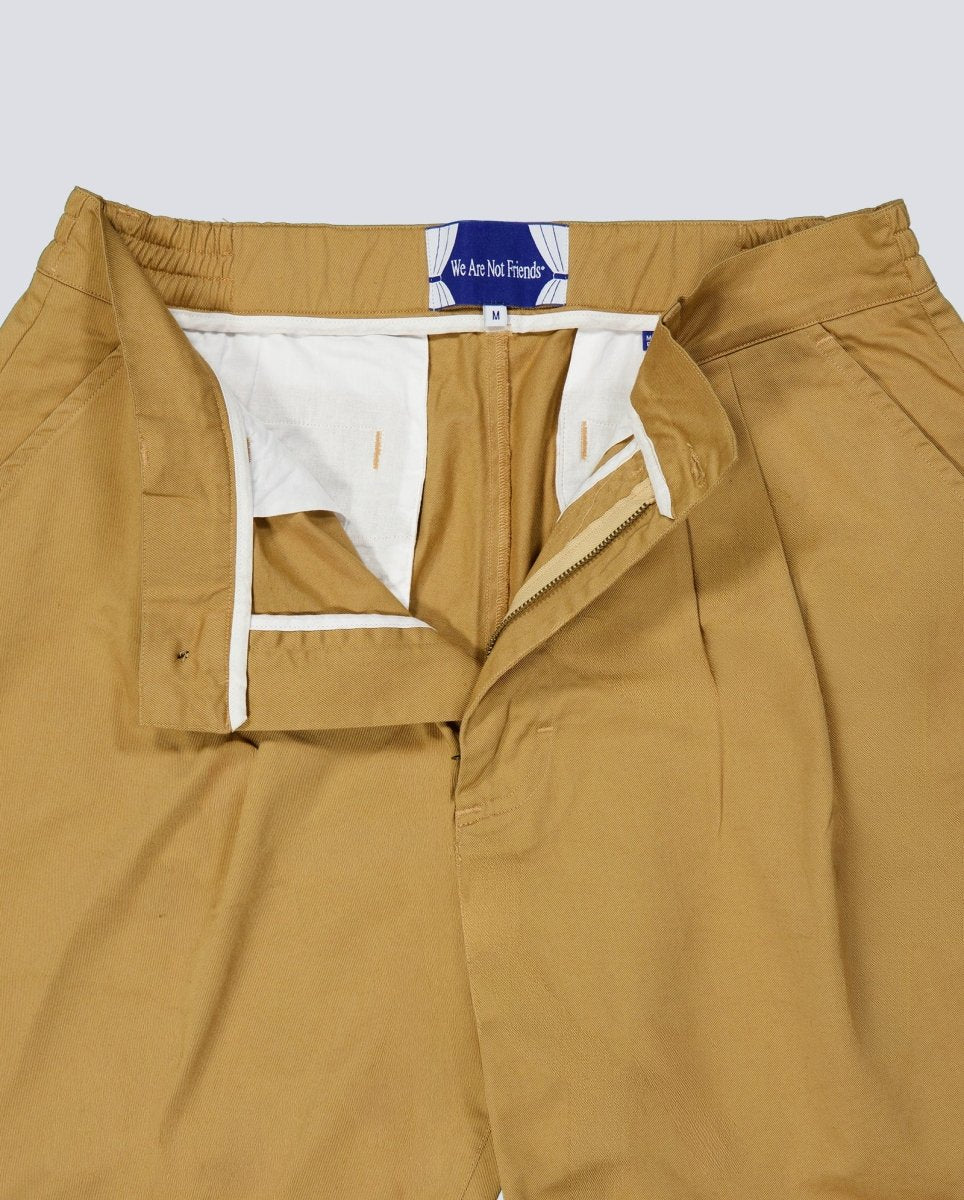 Pantalón Corto We Are Not Friends Side Chino Hombre WANFSS26-27