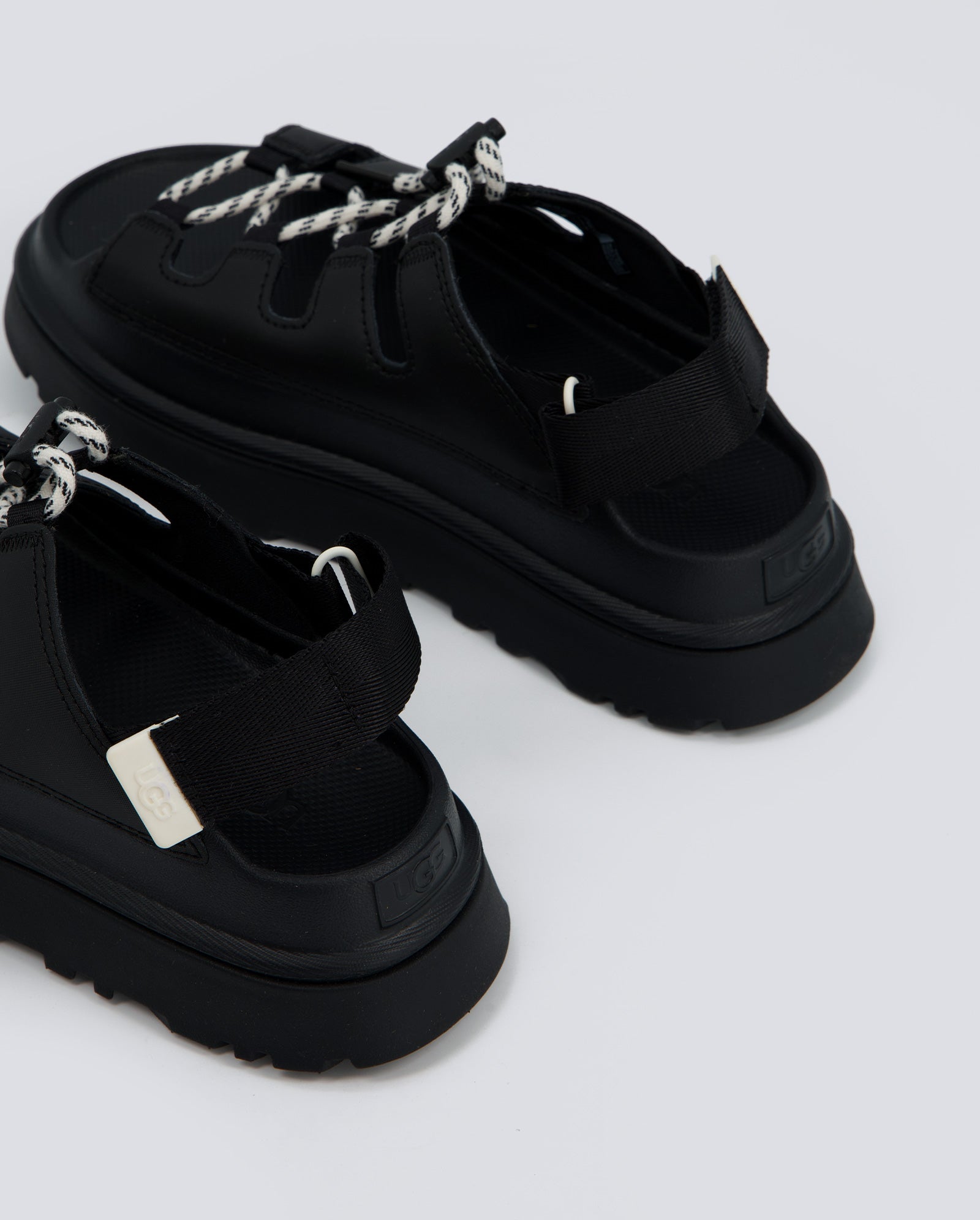 Ugg Goldenglow Toggle Negro Mujer 1179370 BLK