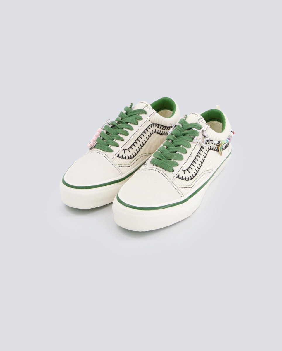 Vans Lx Old Skool Charms Cream Verde Y Beige Mujer VN000EGYCRM1 zapatillas