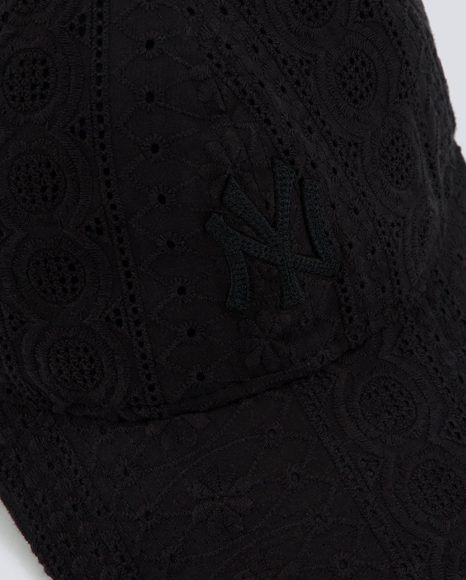 Gorra New Era Broderie 9TWENTY Negro Mujer