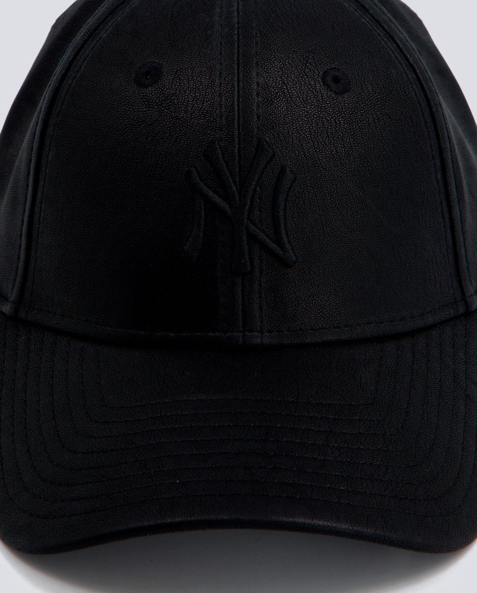 Gorra New Era 9Forty Negra Mujer