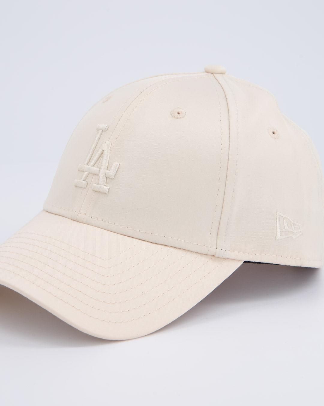 Gorra New Era Satin 9Forty Beige Mujer gorra
