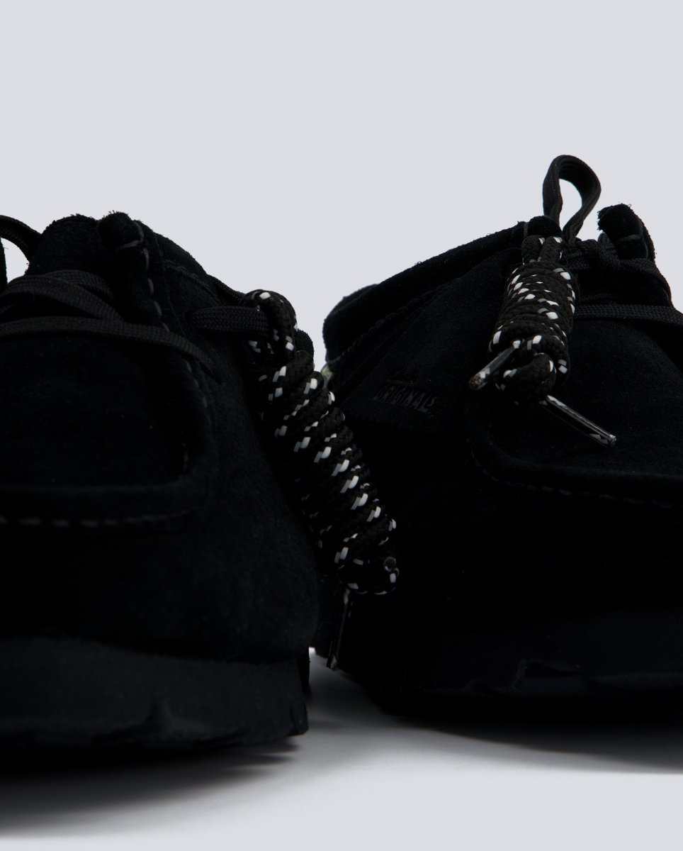 Clarks Wallabee Gore-Tex Vibram Negro Hombre